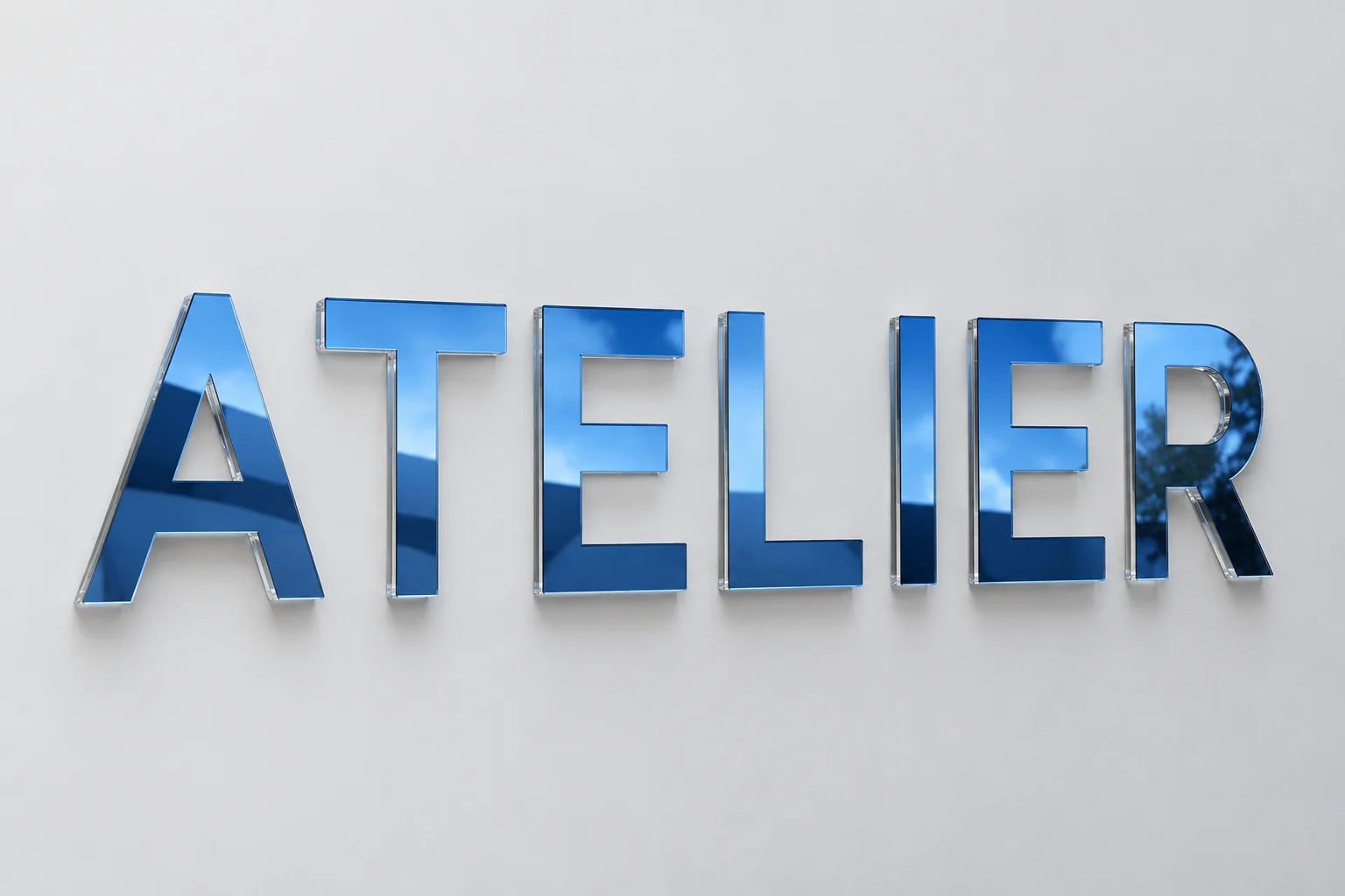 Lettres en plexiglas miroir bleu