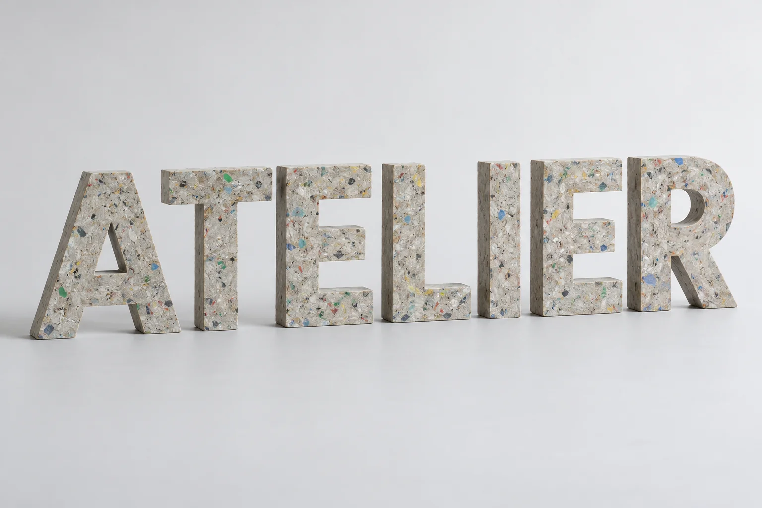 Lettres en matière recyclée
