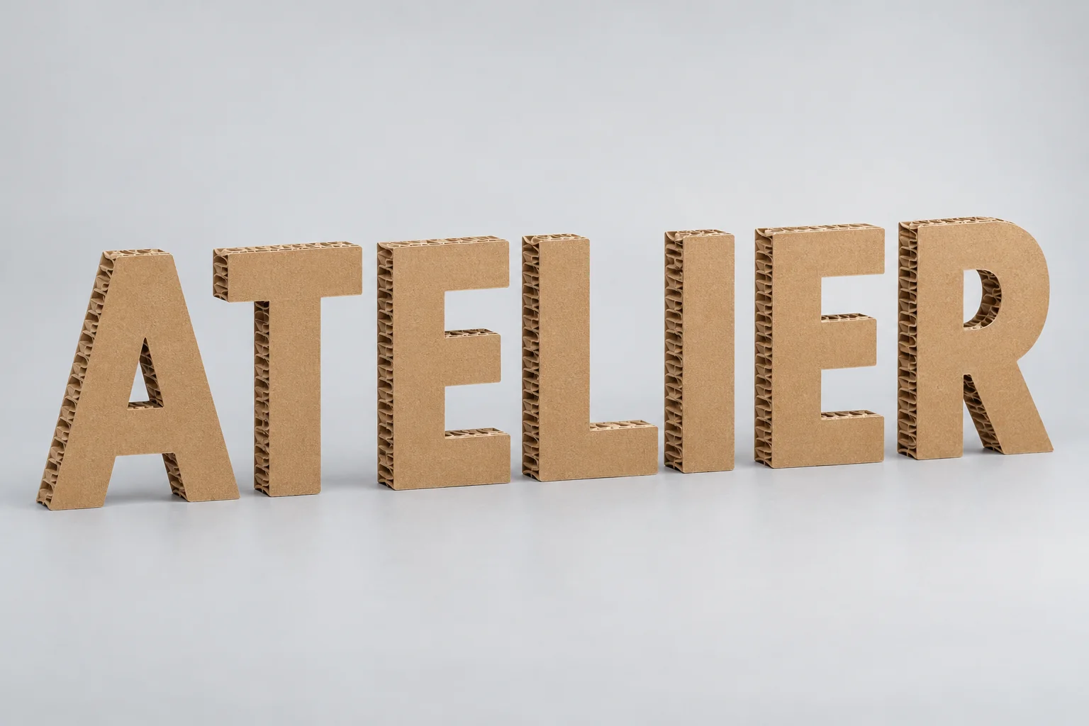 Lettres en carton