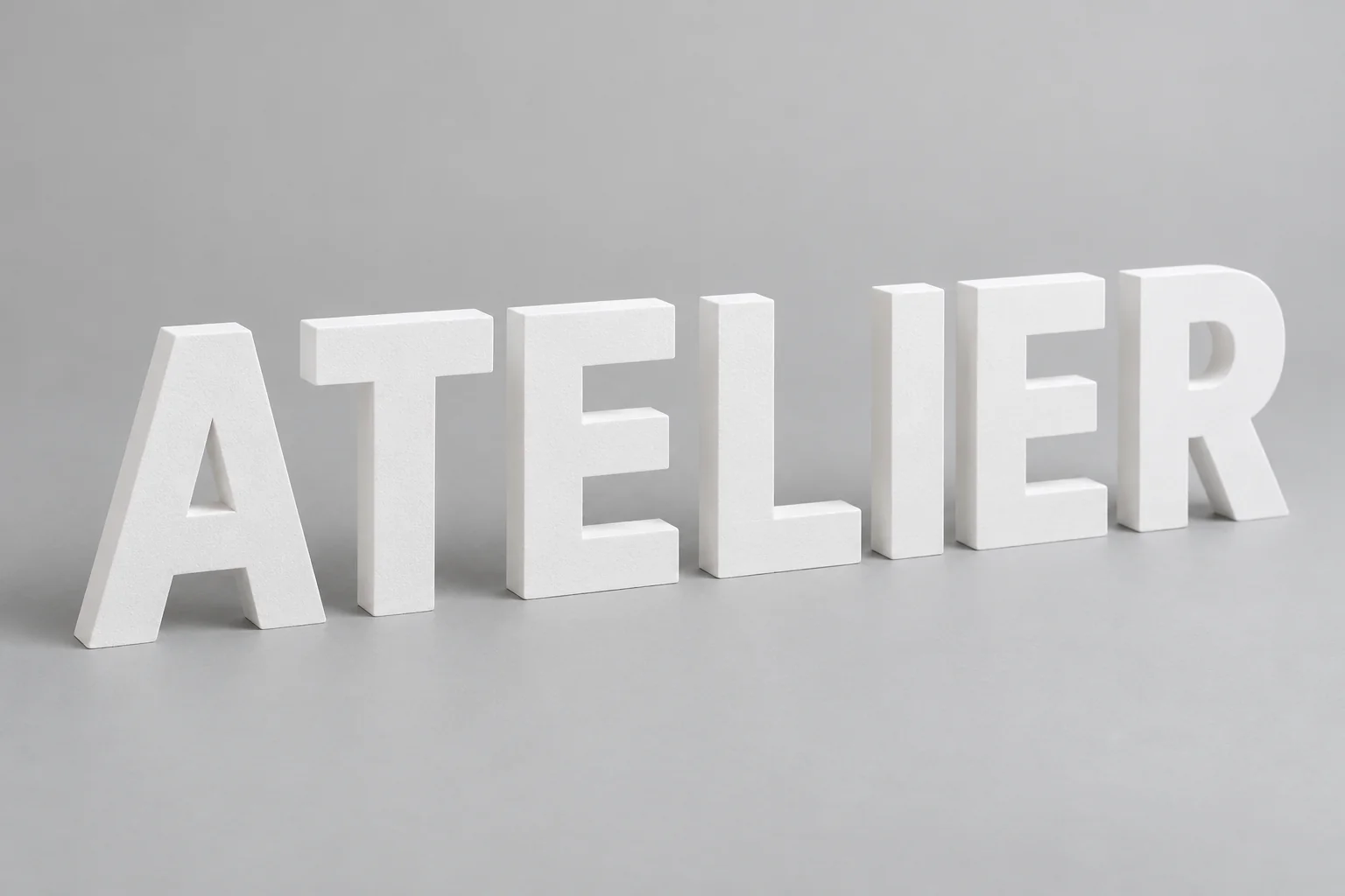 Lettres polystyrène compactes en relief