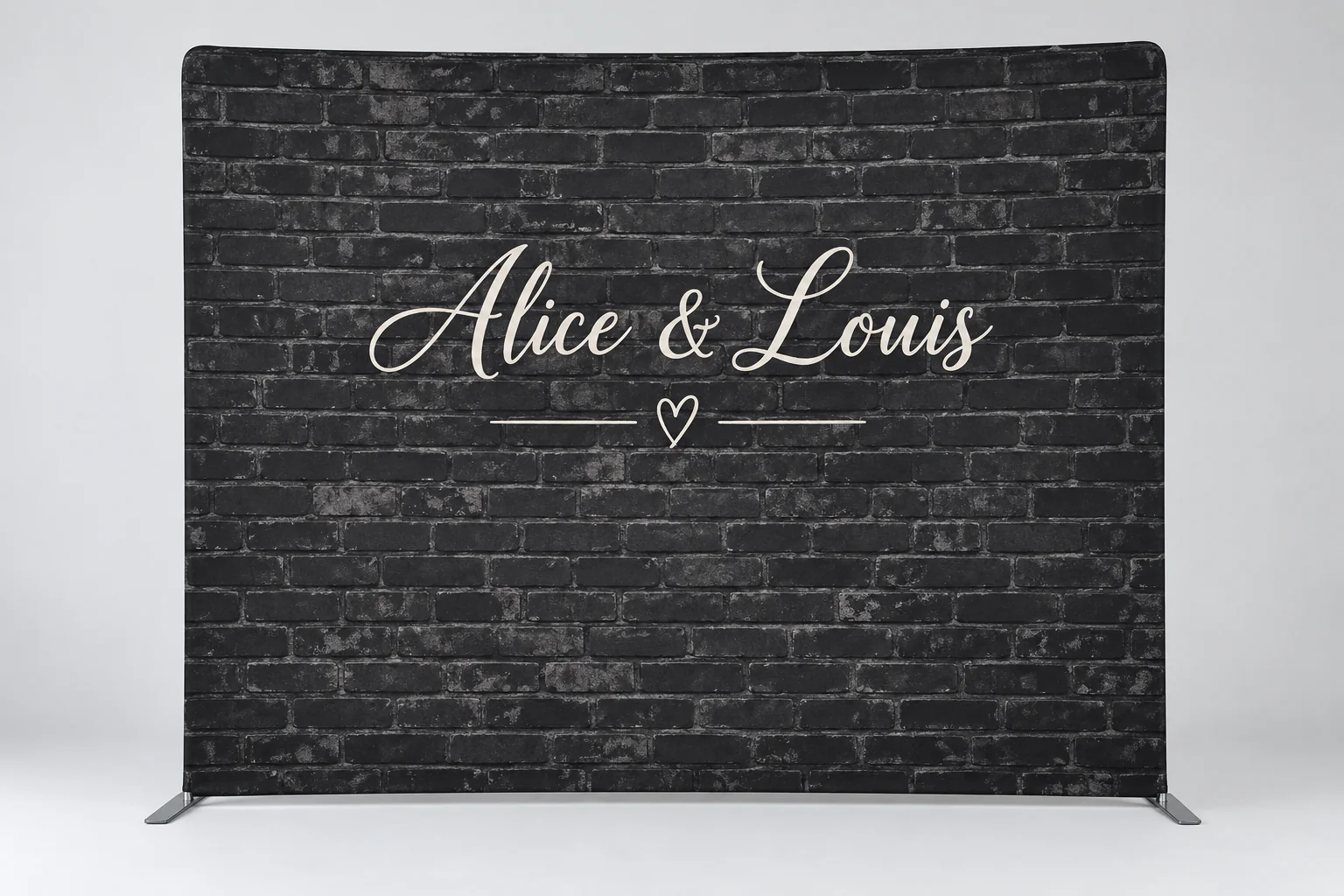 Photocall de mariage effet brique noire