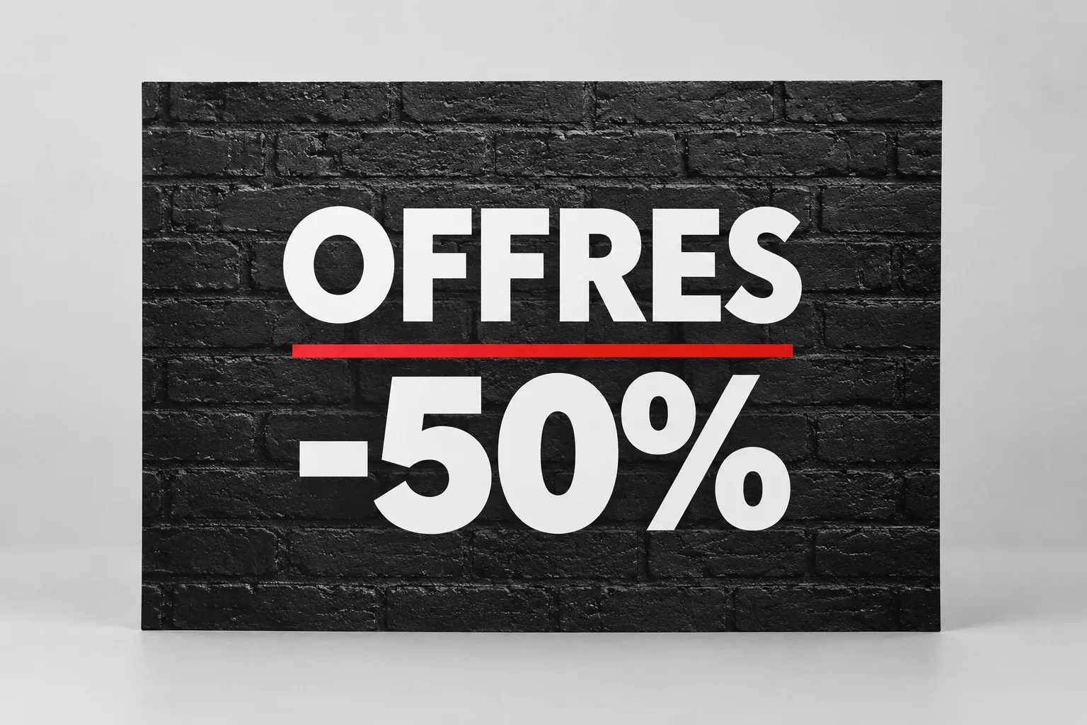 L'affiche offre 50% de brique noire