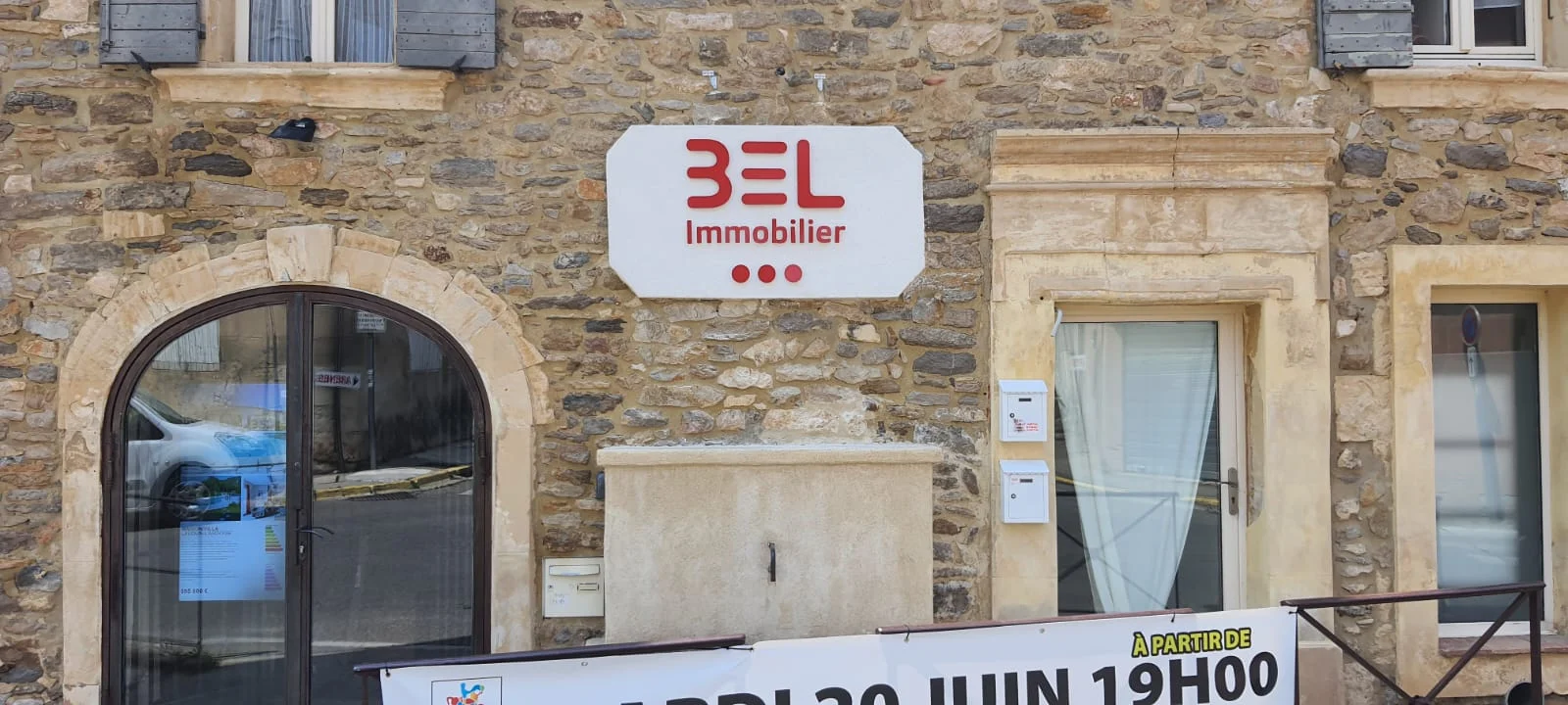 Caisson lumineux eenseigne magasin agence immobiliere