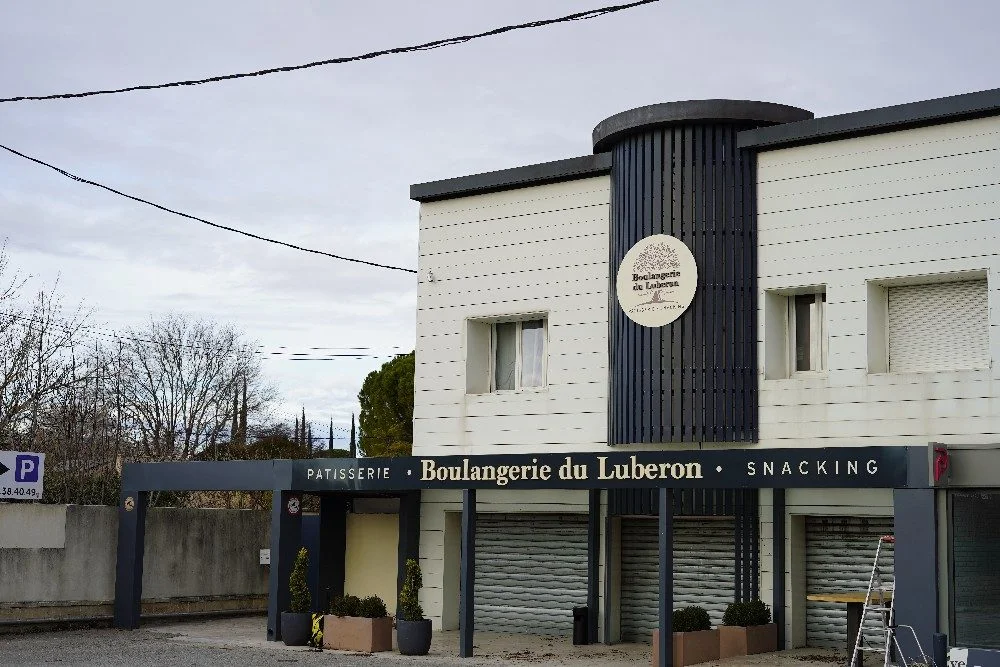 Pose enseigne boulangerie