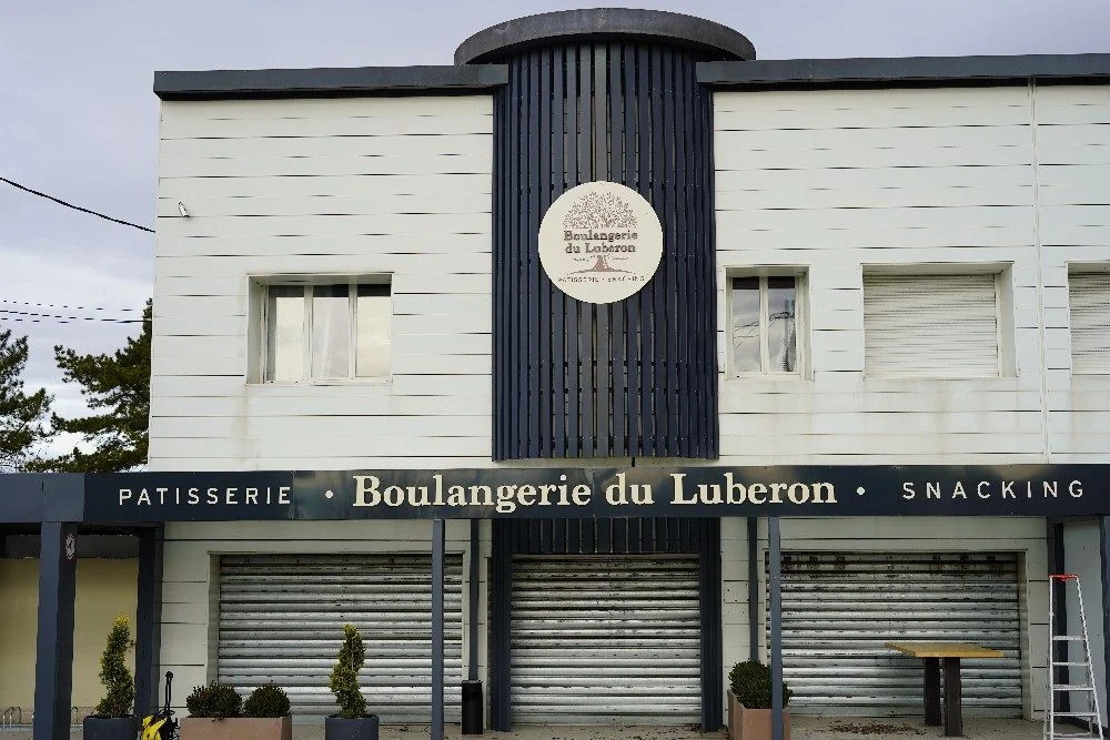 Pose enseigne boulangerie
