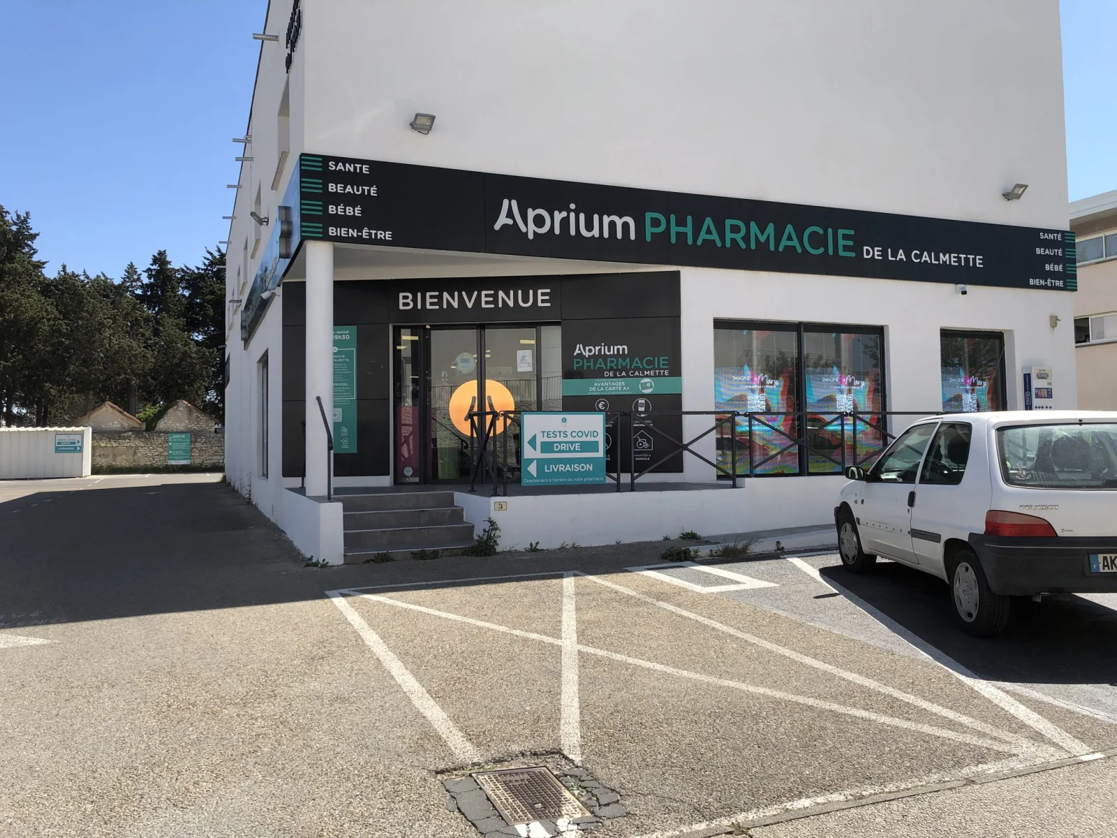 Enseigne lumineuse eclairee pharmacie cool