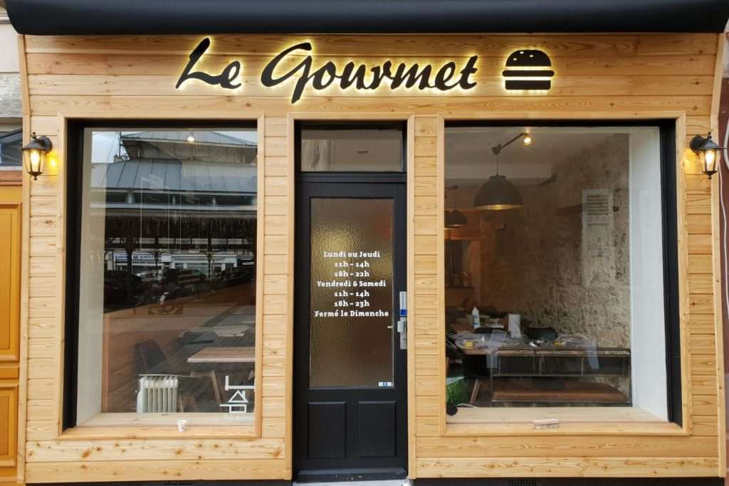 enseigne le gourmet